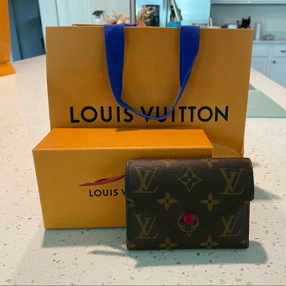 Victorine wallet